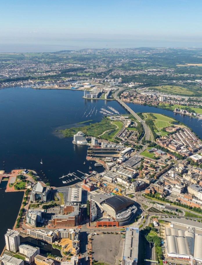 An aerial shot of a barrage surrounded by attractions.