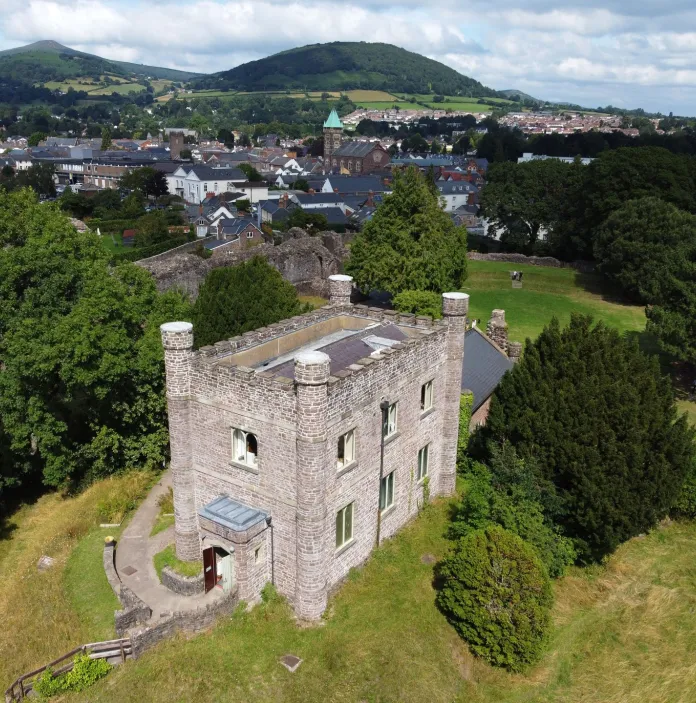 Aerial shot of a museum, castle and town.
