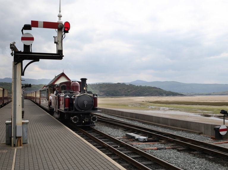 Ffestiniog Railway train coming into Harbour Station.