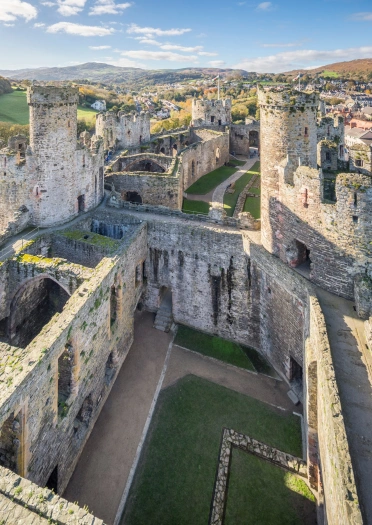 Aerial view of a castle courtyard from one of the towers.